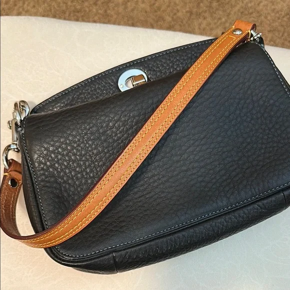 Coach Small Black Leather Shoulder Bag - Picture 7 of 7